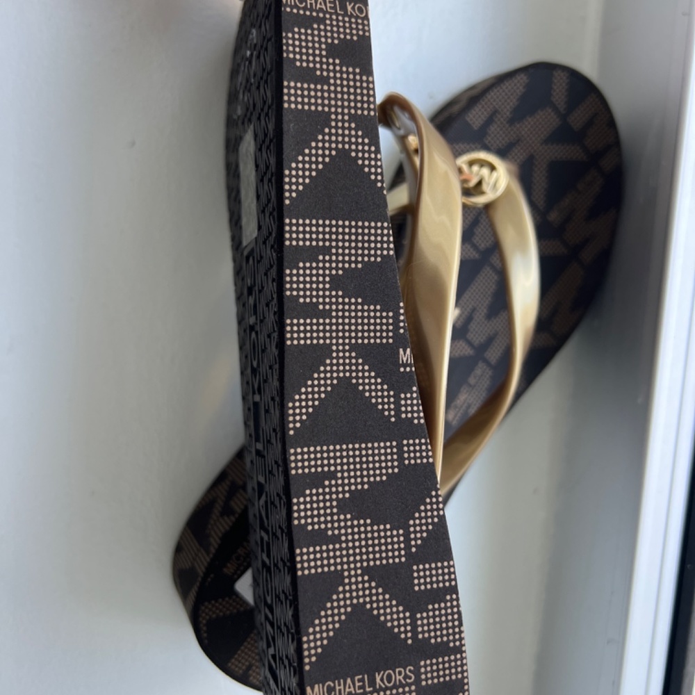 Michael kors Flip flop - Picture 2 of 3